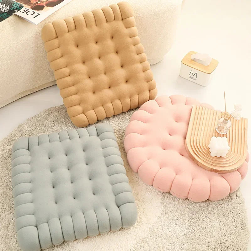CookieCloud Plush Seat Cushion – Large Biscuit Design
