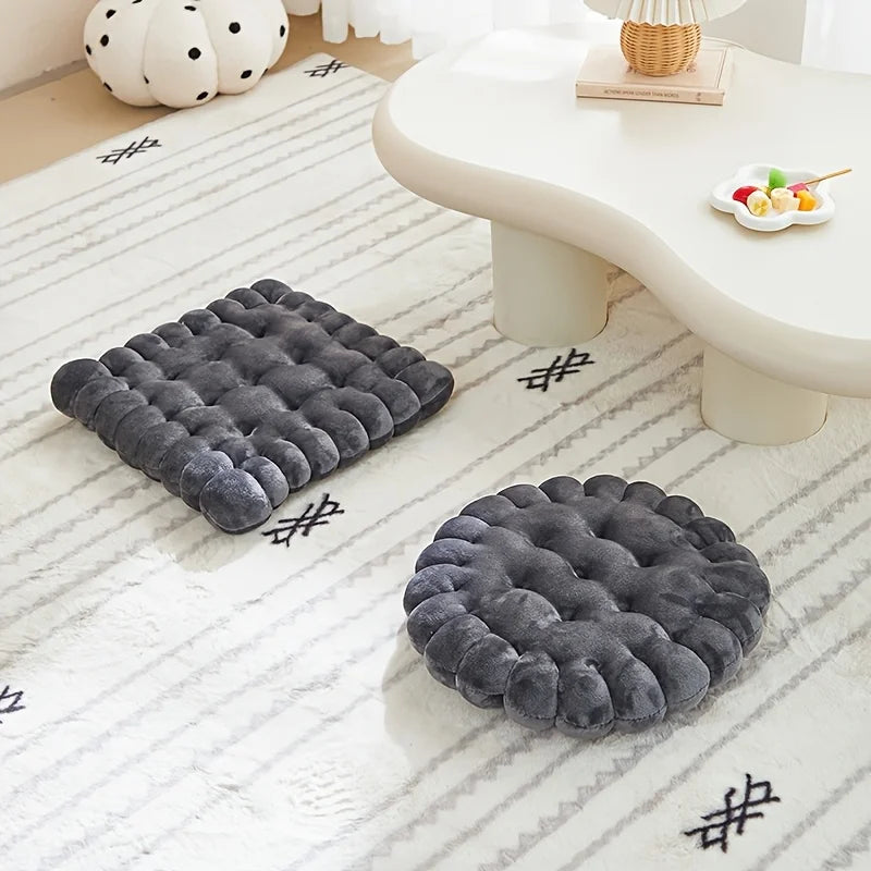 CookieCloud Plush Seat Cushion – Large Biscuit Design