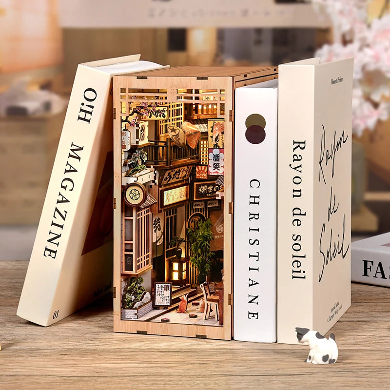 3D Wooden Book Nook Kit – Hand-Assembled Bookend & Architectural Home Décor