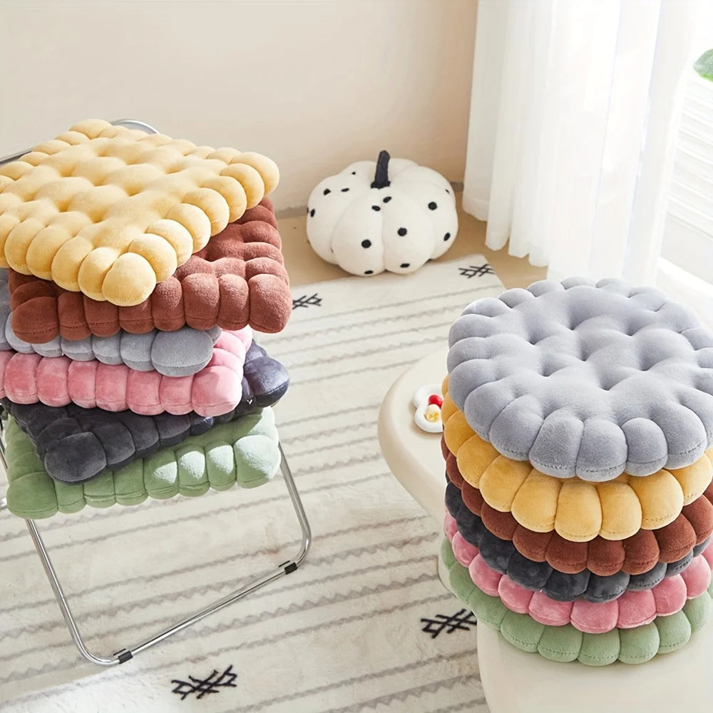 CookieCloud Plush Seat Cushion – Large Biscuit Design